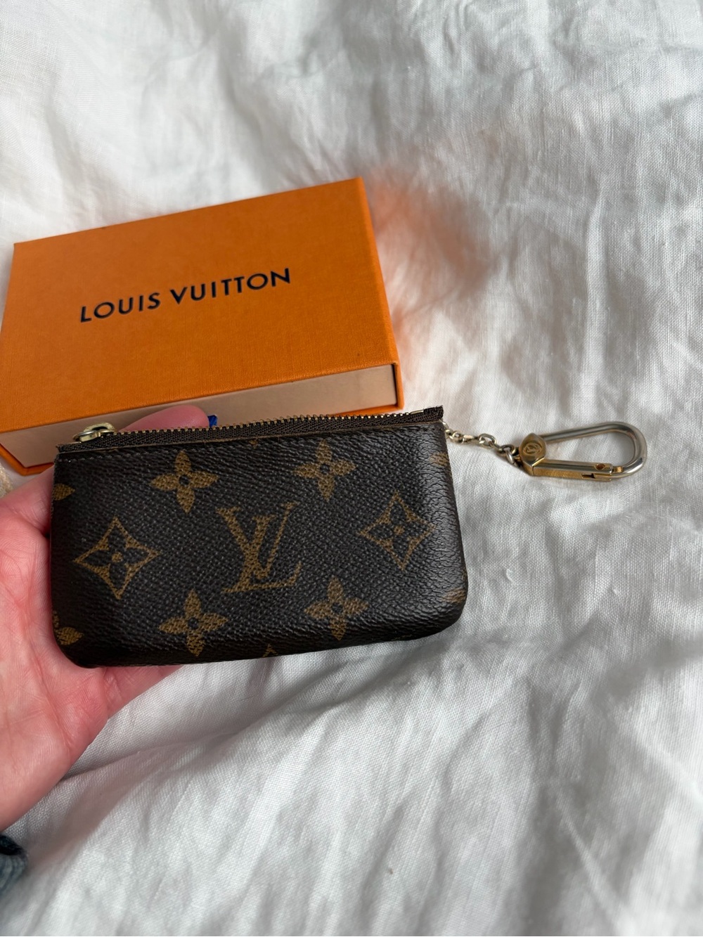 Louis Vuitton Key Pouch - Picture 7 of 12